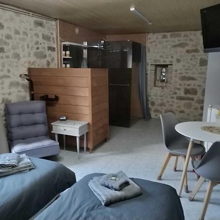 Gite Du Gardoir Boresse-et-Martron ภายนอก รูปภาพ